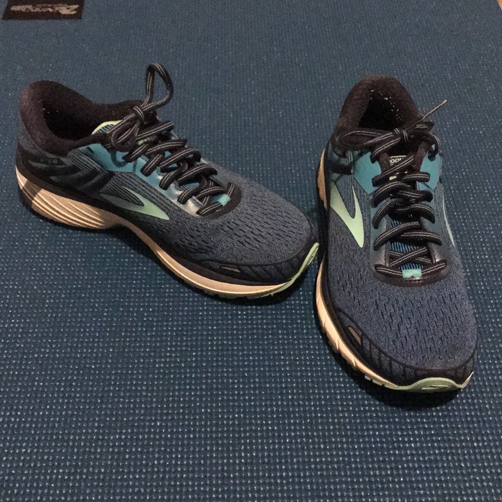 Brooks GTS 18 Running shoes